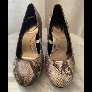 New/Never Worn Snakeskin Mid-height Pumps